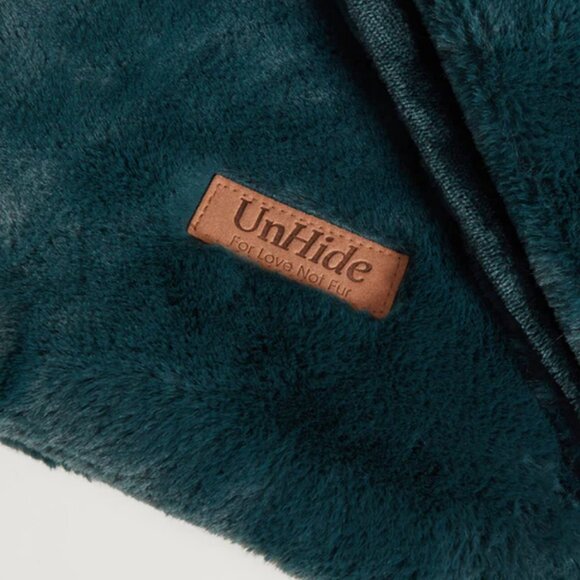UnHide Faux Fur Throw Blanket, Emerald Kitten Green Small Wearable Knob and Loop - Picture 4 of 8